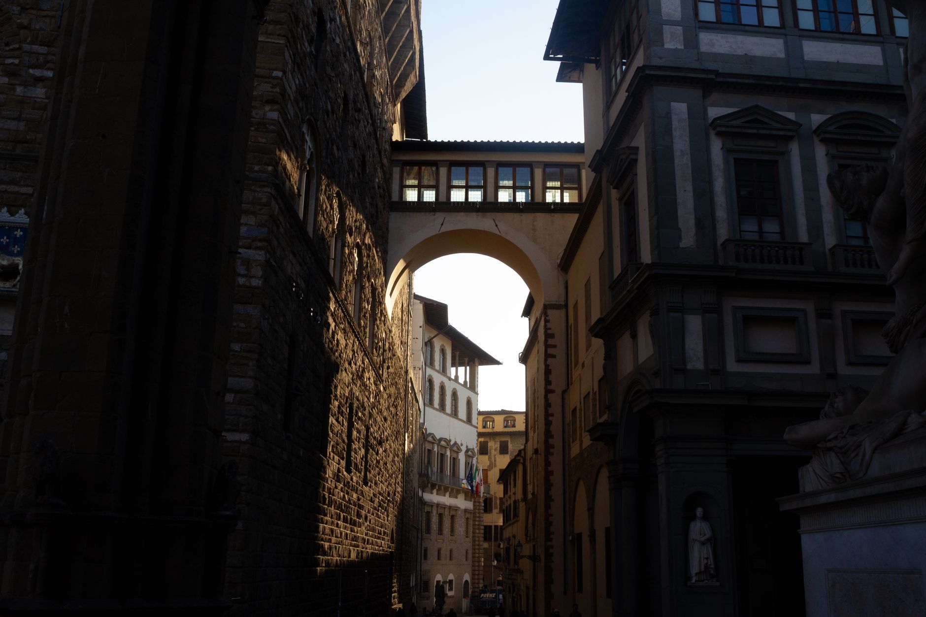 Tickets & Wartezeiten: Uffizien und Accademia reservieren